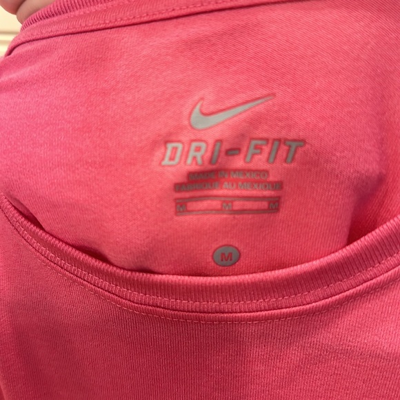 Nike women’s long sleeve pink tee shirt size M - Picture 2 of 4
